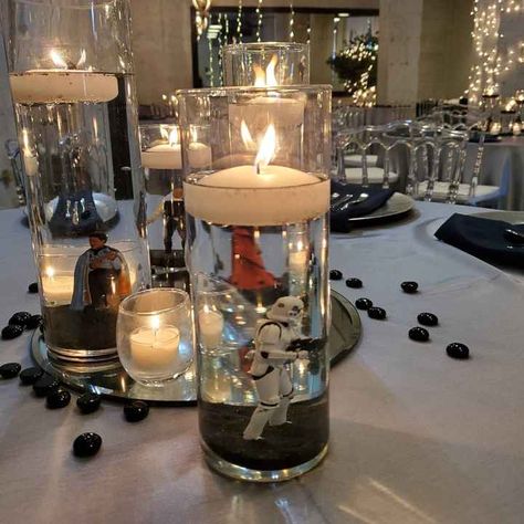 Star Wars Wedding Centerpieces, Star Wars Wedding Decorations, Diy Star Wars, Do It Yourself Wedding, Star Wars Wedding Theme, Nerd Wedding, Nerdy Wedding, Harry Potter Wedding Theme, Diy Star