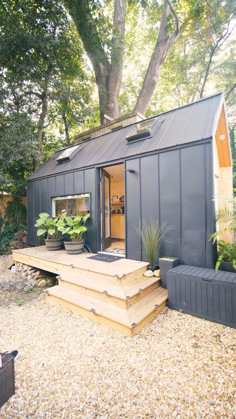 Tiny Home Patio, Tiny House In Garden, Attached Dwelling Unit, Detached Office Backyard Studio, Adu Homes Ideas, Tiny House Landscaping Ideas, Backyard Studio Guest Houses, Office Adu, Tiny Home Backyard Guest Houses