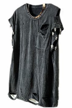 Grunge Inspiration, Shirt Reconstruction, Witchy Clothes, Vintage Skull, Clothes Line, Looks Style, Grunge Fashion, Look Chic, Cute Shirts