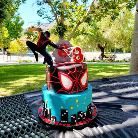 Spider Verse Cake Ideas, Miles Morales Cupcakes, Miles Morales Spiderman Cake, Spider Verse Cake, Miles Morales Birthday Cake, Spiderverse Birthday Party, Miles Morales Cake, 4th Birthday Party For Boys, Superhero Cakes