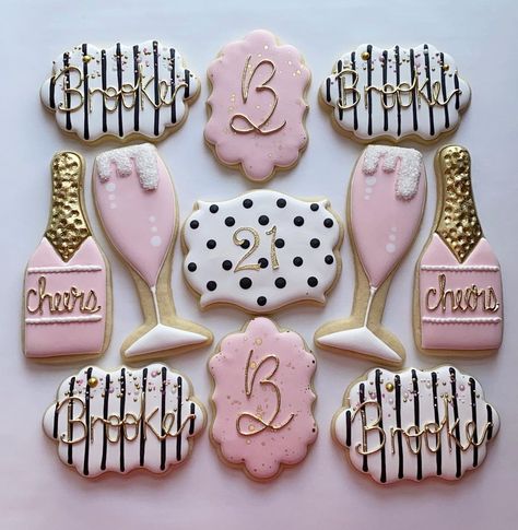 21 Birthday Cookies, Artistic Baking, Celebration Cookies, 21 Party, Gold Cookies, 30th Birthday Ideas For Women, 21st Ideas, 21st Birthday Girl, Birthday Behavior