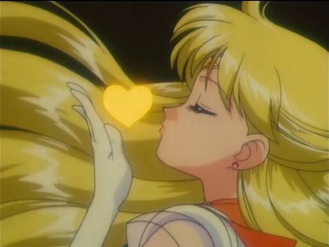 Being High, Unorganized Idea, Minako Aino, Sailor Moon Aesthetic, Sailor Venus, Pretty Guardian Sailor Moon, Girls Cartoon, Sailor Scouts, Girls Cartoon Art