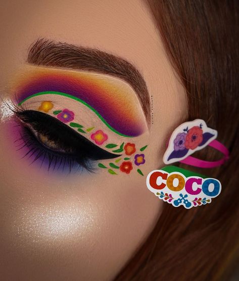 1,541 gilla-markeringar, 110 kommentarer - Chloé. (@chlooe_hearts) på Instagram: "🌺 DISNEY PIXAR SERIES, vol.1 : COCO 🌺 . Coco is one of my favorite animated movie, it has a lot of…" Mexican Makeup, Disney Eye Makeup, Eyeshadow Designs, Eyes Ideas, Facial Makeup, Cute Eye Makeup, Unique Makeup, Makeup Stuff, Emo Makeup