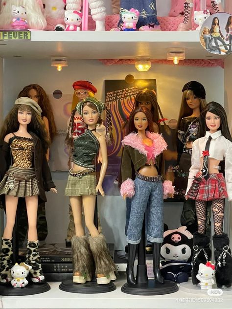 Barbie Doll Outfits 2000s, Punk Barbie, 2000 Barbie, Y2k Barbie, Barbie Wardrobe, Barbie Fashionista Dolls, Cute Nike Outfits, Barbie Dress Fashion, Fantasy Art Dolls