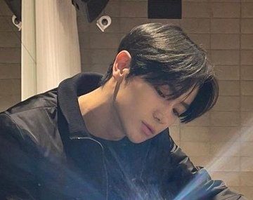 Hyunjae - Twitter Search / Twitter Tbz Hyunjae, New Boyz, Hyun Jae, Boys Don't Cry, Bare Face, Princess Aesthetic, Aesthetic Instagram Theme, The Boyz, Suho