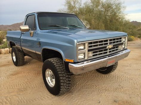 Sell used 1983 Chevrolet K10 Silverado 4x4 Short Bed Shortbed K-10 ... 1985 Chevy Truck, Chevy Trucks Older, Chevy Stepside, Chevy 4x4, Chevrolet Truck, Lifted Chevy Trucks, Chevy Pickup Trucks, Jacked Up Trucks, Chevrolet C10