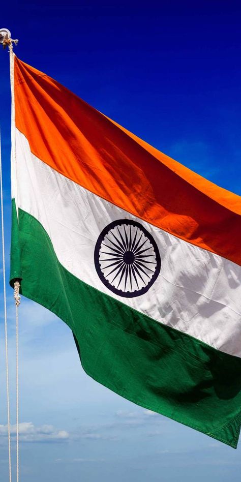 Indian Flag (Independence Day & Republic Day) Wallpapers Tiranga Flag, Indian Flag Pic, Indian Flag Colors, Rahul Sharma, Bharat Mata, Indian Flag Photos, Freedom Fighters Of India, Blue Chakra, Independence Day Wallpaper