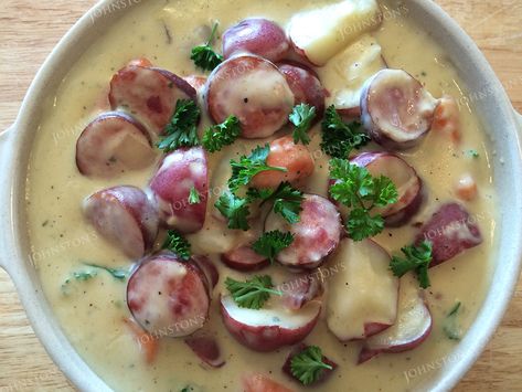 Potato and Farmer Sausage Soup - Johnston's Farmer Sausage, Farmer Recipes, Hazelnut Recipes, White Soup, Asparagus Soup, Stewed Potatoes, Sausage Soup, Interesting Recipes, One Pot Dinner