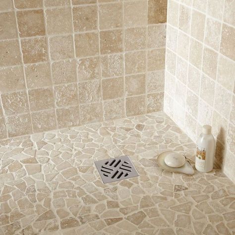 Travertine Bathroom, Travertine Mosaic Tiles, Mosaic Bathroom, Bad Inspiration, Beige Marble, Bathroom Remodel Shower, Wet Rooms, Bathroom Remodel Master, Shower Floor