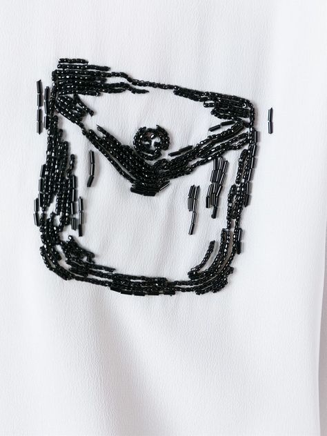 Nº21 Beaded Pocket Shirt - Tiziana Fausti - Farfetch.com Tambour Beading, Embroidered Dresses, Ideas Embroidery, Bead Embroidery Patterns, Jeans Shirt, Bead Embroidery Jewelry, 자수 디자인, Creation Couture, Designer Shirts