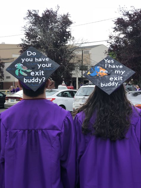 Cute Funny Grad Cap Ideas, Disney Grad Caps, Disney Graduation Cap, Funny Graduation Caps, High School Graduation Pictures, Creative Graduation Caps, Disney Graduation, Boy Graduation, College Grad Cap Ideas