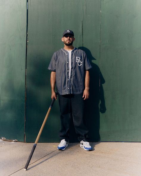 @reigningchamp new “Japan Indigo Series” collection revamps vintage baseball jerseys with Japanese denim. This six-piece lineup features cut and sewn pieces crafted from premium cotton denim, with Reigning Champ branding all over. Comments ⁉️ — Follow: @trendsetterstyle_ for Daily Fashion/Streetwear News, Trends, Drops & More!! - #ReigningChamp #JapanDenim #BaseballJerseys #FashionDrop #Trendsetterstyle Reigning Champ, Japanese Denim, Vintage Baseball, Vintage Japan, Fashion Streetwear, Baseball Jerseys, Daily Fashion, Streetwear Fashion, Men Casual