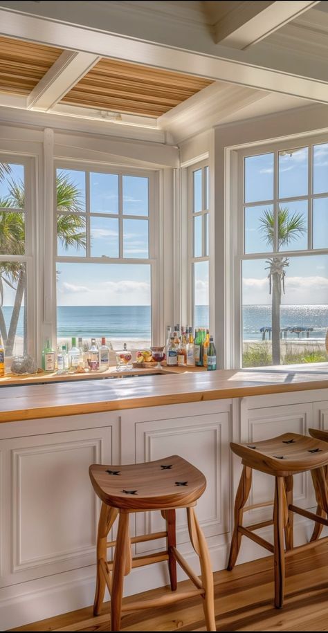 Beach House Interior Decor, Coastal Beach House Kitchen, Beach Cottage Layout, Summer House Ideas Interior, Summer Home Aesthetic, Beach House Vintage, Beach House Balcony, Small Beach Cottages, Vintage Beach House Decor