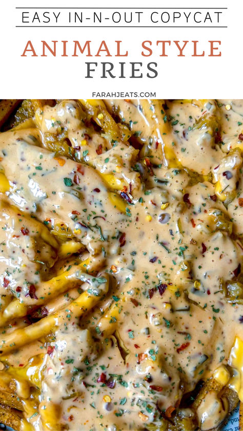 Close up photo of in-n-out copycat animal style fries. Bbq Pulled Pork Loaded Fries, Fun Camping Recipes, Flavored French Fries, Steak French Fries, Leftover French Fries Recipes, Steak House Sides, Food Truck Food Ideas Most Popular, Fried Food Ideas, Food Copycat Recipes