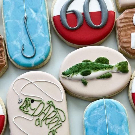 Kaitlin on Instagram: "Take me fishing but you will never catch me actually touching a fish 🤣 I get creeped out just trying to clean my daughters fish tank. But in all seriousness I’m proud of this set 🙃 . . . . . . #baking #cookies #sugarcookies #royalicing #royalicingcookies #edibleart #delish #sweets #livesweetly #gilbertaz #mesaaz #bakinglove #homebaker #goodies #decoratedcookies #sugarart #cookiedecorating #cookiesofinstagram #smallbusiness #fishing #fishingcookies #gonefishing" Fishing Cookies Decorated, Fishing Cookies, Fish Cookies, Muffin Tops, Cooking Cookies, Iced Sugar Cookies, Creeped Out, Cute Baking, Fishing Birthday