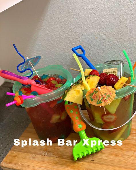 Drinks In Sand Buckets, Drink Buckets For Parties, Bucket Alcohol Drinks, Alcohol Bucket Drinks, Sand Bucket Drinks, Sand Bucket Alcohol Drink, Alcohol Buckets, Bucket Drinks Alcohol Party Ideas, Beach Bucket Drinks