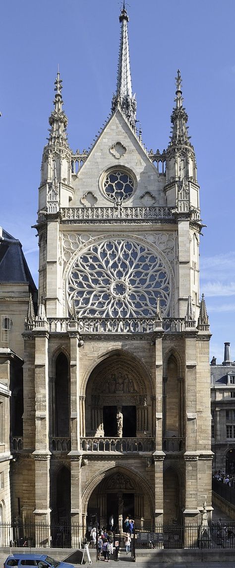 Sainte-Chapelle — Wikipédia Church Design Architecture, Sainte Chapelle Paris, Feldkirch, English Projects, Romanesque Architecture, Gothic Cathedrals, Gothic Furniture, Historia Universal, Take Me To Church