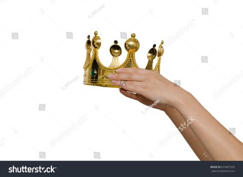 Crown Reference, Ideas For Art Projects, Crown Drawing, Hands Drawing, Drawing Hands, Hands Holding, Art Refs, 3d Objects, Holding Hands