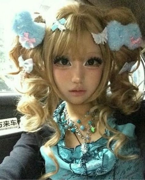 ocaso0.oo Decora Harajuku, Gyaru Hair, Gyaru Aesthetic, Gyaru Makeup, Hime Gyaru, Doll Eye Makeup, Gyaru Fashion, Cute Makeup Looks, A Silent Voice