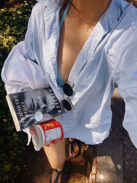 Lake Day Outfit Aesthetic, Lake Vacation Aesthetic, Lake Weekend Aesthetic, Lake House Outfits Summer, Lake Tahoe Summer Outfits, Lake Outfit Ideas, Lake Days Aesthetic, Lake House Outfits, Lake Girl Aesthetic