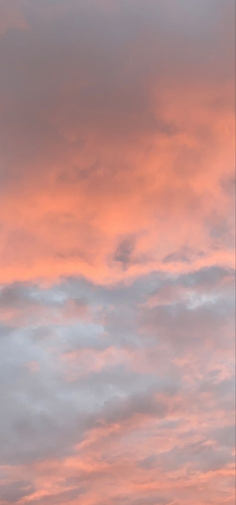 Peach Sunset Aesthetic, Peach Homescreen Wallpaper, Pale Peach Wallpaper, Peach Lockscreen Aesthetic, Peach Clouds Aesthetic, Peach Sky Aesthetic, Peach And White Aesthetic, Soft Peach Aesthetic Wallpaper Iphone, Peach Colour Aesthetic