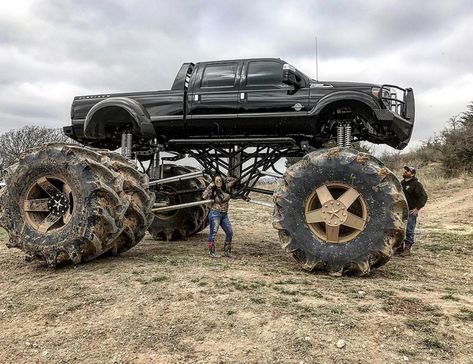 The World’s Largest Dually Truck Custom Lifted Trucks, Trucks Lifted Diesel, Dually Trucks, Youtube Tips, Mud Trucks, Lifted Ford, Custom Pickup Trucks, Lifted Chevy, Lifted Truck