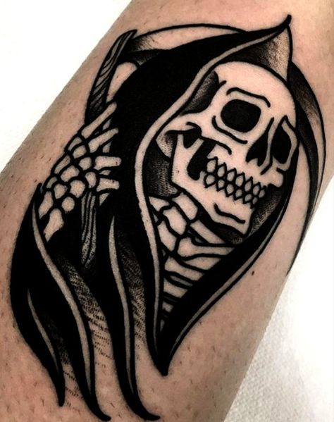 Small Grim Reaper Tattoo Simple, Mens Horror Tattoos, Dark American Traditional Tattoo, Trad Skull Tattoo, Traditional Skull Tattoo Design, Boba Tattoo, Traditional Reaper, Skull Traditional Tattoo, Traditional Skull Tattoo