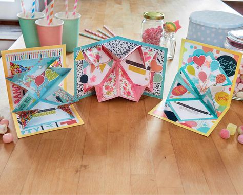 Explosion Cards, Explosion Card, Stepper Cards, Diy Valentines Cards, Card Making Ideas, Gatefold Cards, Slider Cards, Pop Up Box Cards, Shaped Cards