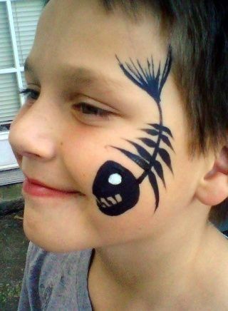 Halloween Face Paint Designs, Easy Halloween Face Painting, Animal Face Paintings, Pirate Face, Face Painting For Boys, Cheek Art, Make Up Ideas, Face Painting Easy, Face Paint Makeup