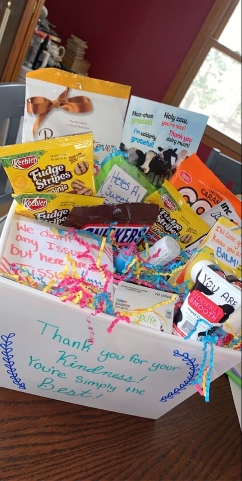 Cheesy Appreciation Gifts, Thank You Basket, Thank You Baskets, Big Bucket, Small Thank You Gift, Show Appreciation, Bestie Gifts, Teacher Ideas, Appreciate You