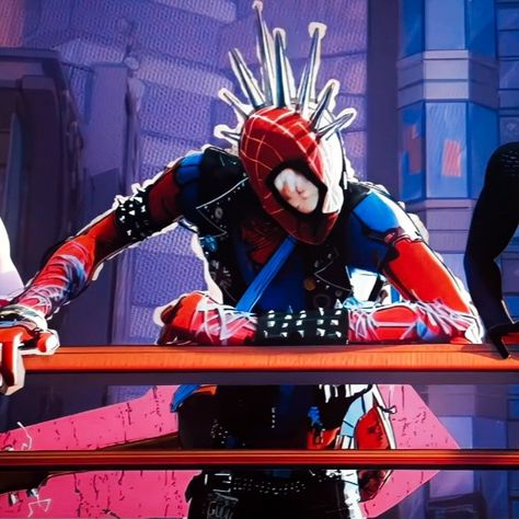 Hobie Brown Spider Punk, Deadpool Y Spiderman, All Spiderman, Spider People, Hobie Brown, Image Spiderman, Spider Punk, Spider Man Miles Morales, Into The Spiderverse