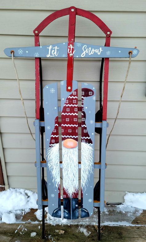 Christmas Sled Painting Ideas, Painted Old Sleds, Painted Sleds For Christmas, Sled Decorating Ideas Diy, Decorated Sleds, Window Shutter Crafts, Painted Sleds, Christmas Sled Decoration, Craft Themes