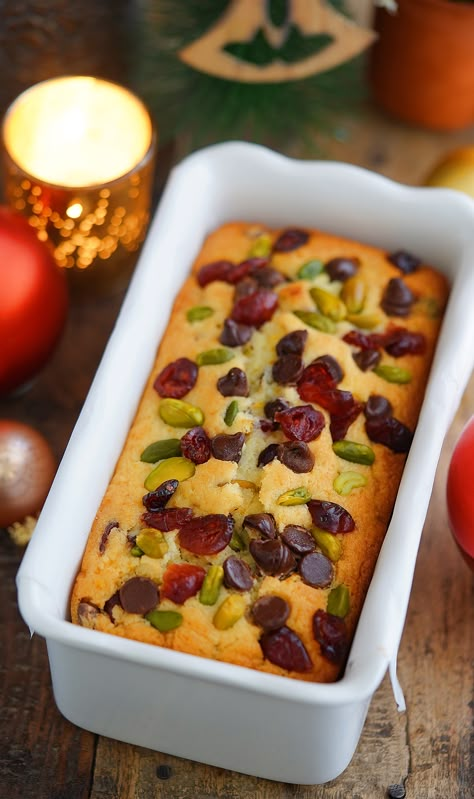 Eggless Desert, Simple Cake Recipes, Dry Cakes, Cranberry Christmas Cake, Recipes With Eggs, Eggless Cakes, Cranberry Christmas, Dry Cake, Pistachio Recipes