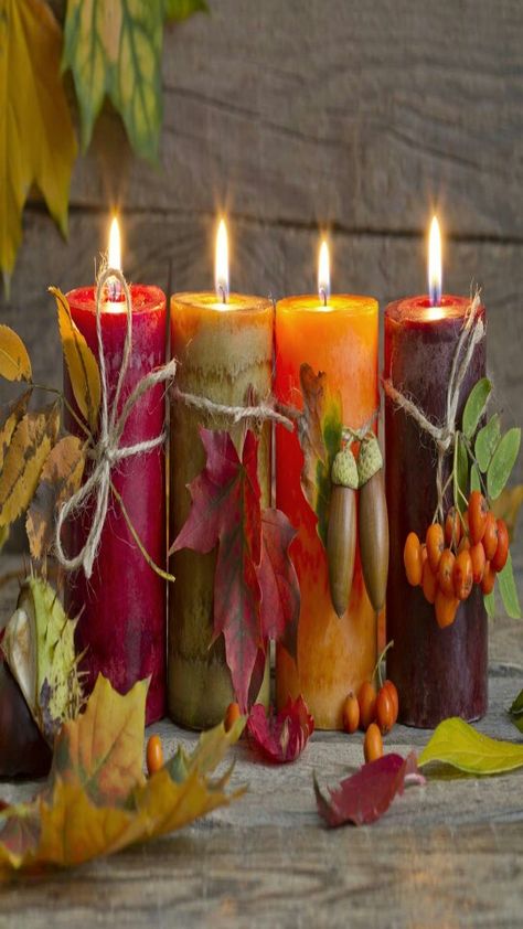 Autumn candles Thanksgiving Candles, Autumn Candle, Candle In The Wind, Autumn Decorating, Candle Displays, Autumn Crafts, Fabulous Fall, Deco Floral, Fall Party