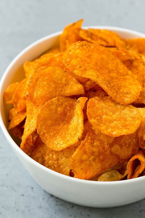 Boulder Canyon Chips in a bowl. Dip For Chips, Barbecue Ideas, Bbq Chips, Chips Dip, Chips Snacks, Dill Dip, Chip Bowl, Wholesome Snacks, Food Gallery