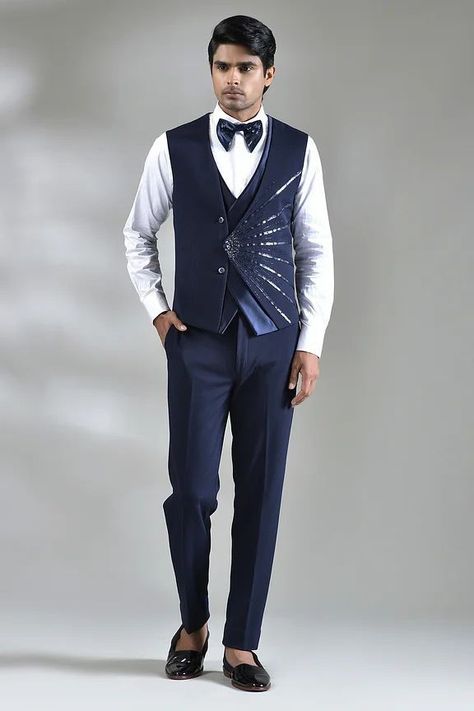 Waistcoat Men Wedding, Men Ethnic Wear India, Italian Tuxedo, Mens Pant, Designer Tuxedo, Waistcoat Designs, Waistcoat Fashion, Groom Dress Men, Office Man