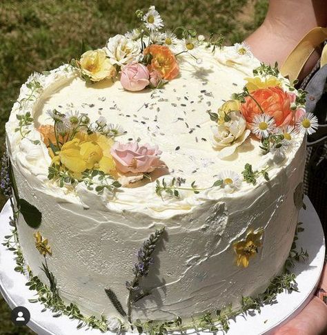 Botanical Cake, Edible Flowers Cake, Making Cakes, Birthday Cake With Flowers, Fresh Flower Cake, Flower Cakes, Pretty Dessert, Cute Baking, Community Support