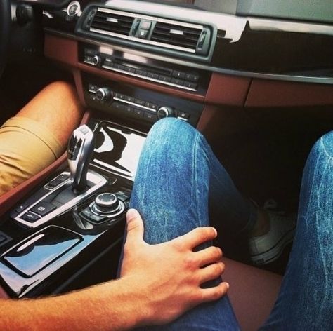 Cute Cuddle With Boyfriend, Couple In Car, Boyfriend Goals, Love Car, Cute Relationship Goals, Couple Aesthetic, Cute Couple Pictures, Cute Couples Goals, His Hands