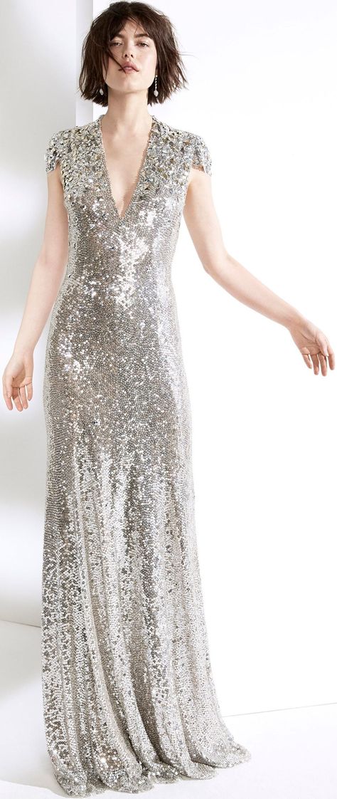 Jenny Packham Fall '18. Bling Wedding Dress, Wedding Dresses Ball Gown, Dresses Ball Gown, Trendy Wedding Dresses, Couture Mode, Mode Casual, Jenny Packham, Gold Sequins, Gorgeous Gowns