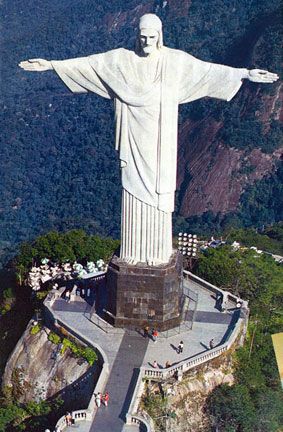 The famous Rio de Janeiro Christ the Redeemer statue is the face of this amazing city. This breath taking masterpiece overlooking Rio has been admired and visited by millions of people since it was first built in 1931. The Rio de Janeiro Christ the Redeemer statue is one of the most significant land marks around the world. Land Mark, Jesus Christ Statue, Christ The Redeemer Statue, Art Deco Statue, Jesus Statue, Msc Cruises, Christ The Redeemer, Famous Landmarks, Famous Places