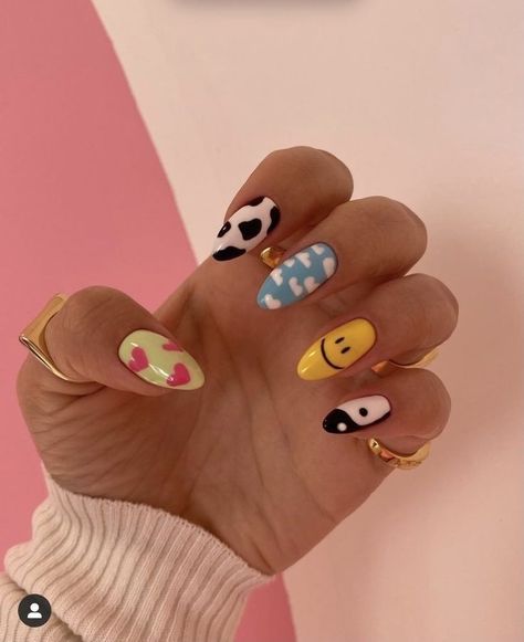 90s Nails Simple, All Different Nails, Funky Nail Art Acrylic, Each Nail Different Design, Uñas Aesthetic 2022, Simple Fun Nail Designs, Hippie Nails Simple, Indie Nail Designs, Fun Nail Designs Creative