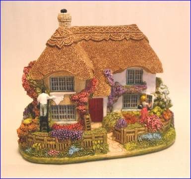 Spring Cleaning, Dorset : Lilliput Lane Cottages Welsh Cottage, Gnome Pictures, Clay Fairy House, Lilliput Lane, Clay Fairies, Miniature Houses, Sims House, Fairy House, Spring Cleaning