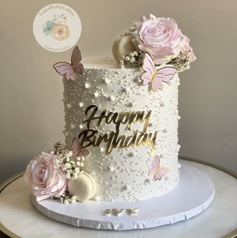 #spring #cake #cakedecoration 18th Birthday Cake Flower Design, 36 Birthday Cake For Women, Girly Birthday Cakes For Women, Cake Designs For Women Birthday, Bday Cake Ideas For Women, Birthday Cake Designs Unique, 50th Birthday Cakes For Women Elegant, Birthday Cake For Mom Unique, Spring Birthday Cakes