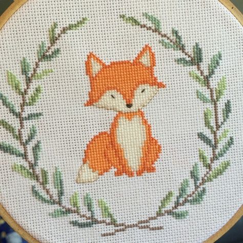 [FO] #3 of 3 woodland critters I'm stitching for my cousin's nursery! - Imgur Cross Stitch Ideas, Counted Cross Stitch Patterns Free, Nursery Cross Stitch, Woodland Critters, Animal Cross Stitch Patterns, Stitch Ideas, Cross Stitch Baby, Cute Cross Stitch, Diy Cross Stitch