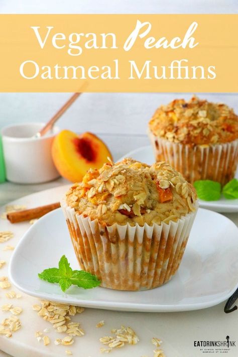 Peach Oatmeal Muffins, Oatmeal Muffin Recipe, School Baking, Vegan Breakfast Muffins, Vegan Cupcake, Oatmeal Muffin, Peach Oatmeal, Baking Vegan, Oatmeal Muffin Recipes