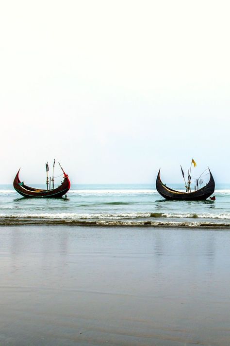 Top 8 Hotels With A Sea View In Cox's Bazar, Bangladesh Cox's Bazar, Conch Shells, Bay Of Bengal, Famous Beaches, The Tourist, Beaches In The World, Sea View, Sea Beach, Beach Town