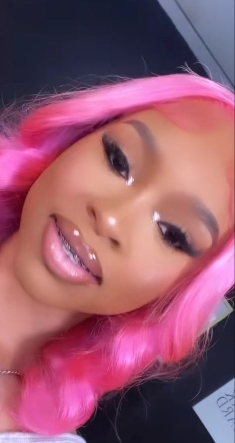 Pink And Silver Makeup Looks, Pink Prom Makeup Looks Black Women, Pink Birthday Makeup For Black Women, Soft Pink Makeup Looks Black Women, Cute Pink Makeup Looks, Pink Birthday Makeup, Cute Pink Makeup, Sweet 16 Makeup, Grad Makeup