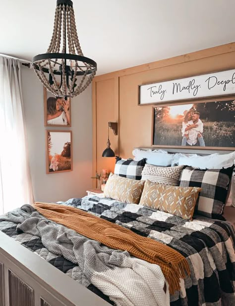 Bedroom Decoration Ideas, Western Bedroom Decor, Western Bedroom, Creative Bedroom, Redecorate Bedroom, Western Home Decor, Farmhouse Bedroom, Remodel Bedroom, Rustic Bedroom