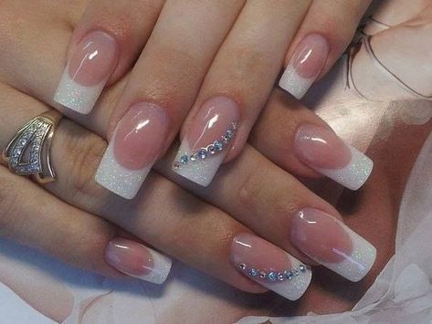 32 Simple And Cute Nail Art Designs | World inside pictures French Acrylic Nail Designs, Wedding Nails French, Manikur Kuku, French Manicure Nails, Cute Nail Art Designs, French Acrylic Nails, Super Nails, Nail Art Wedding, Manicures Designs