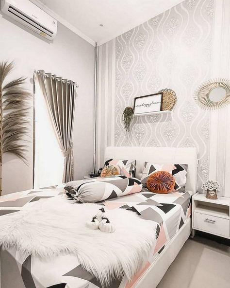 Kamar Tidur Cantik dan Simple Bedroom Inspiration Grey, Comfortable Bedroom Decor, Small Room Makeover, Luxury Kids Bedroom, Simple Bedroom Decor, Design Your Bedroom, Dekorasi Kamar Tidur, Wardrobe Design Bedroom, Bedroom Decor Design